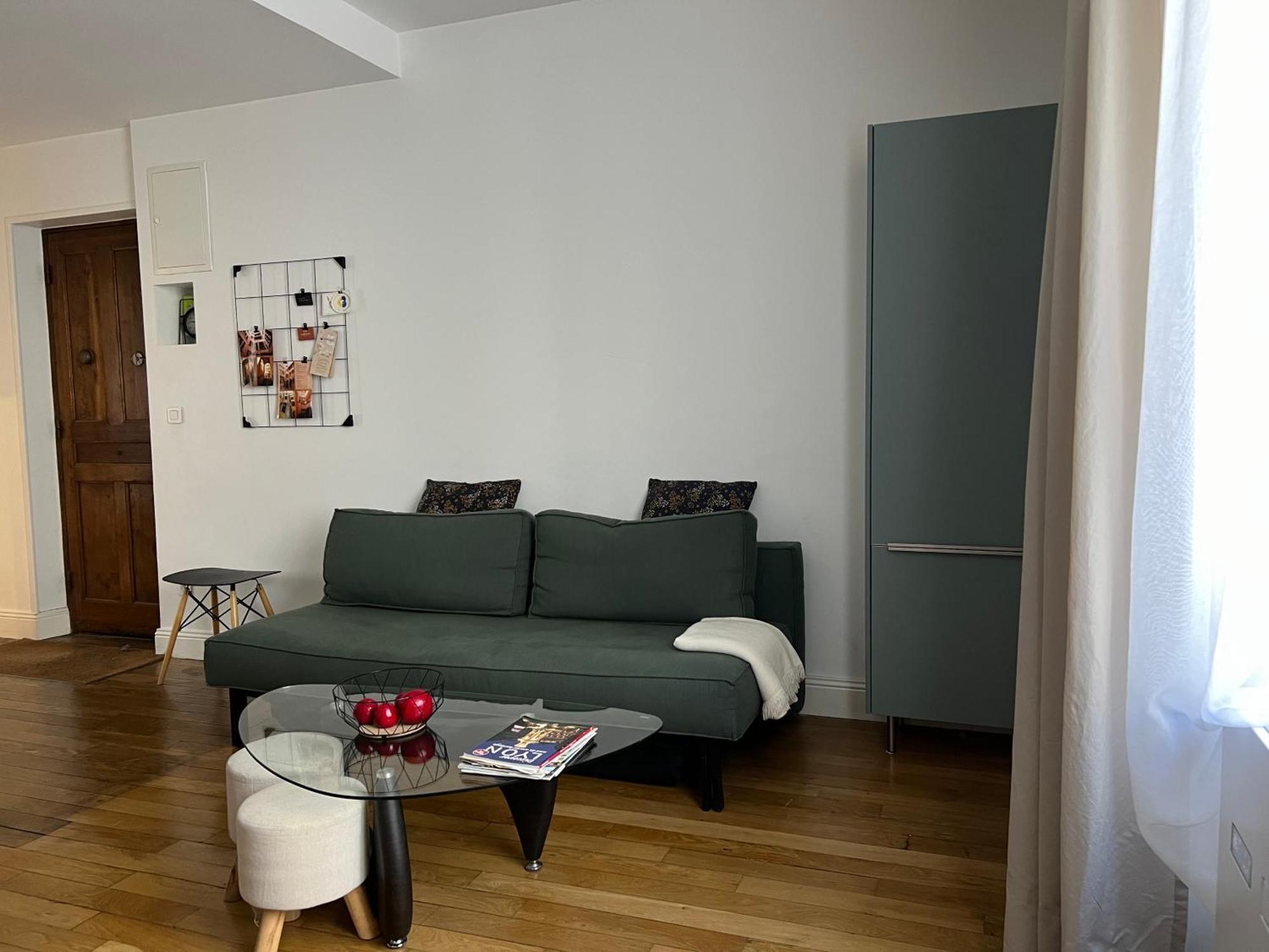 Cosy Appartement Lyon Valmy - Parking Exteriör bild